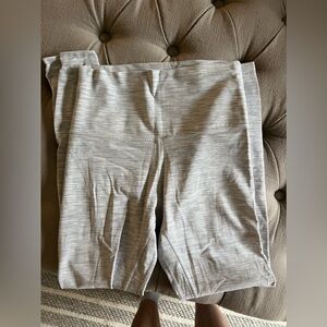 Lululemon size 6 align leggings